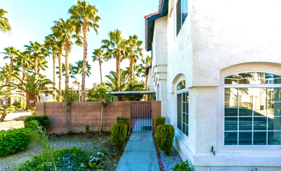 2744 Stars End, Las Vegas, NV 89108