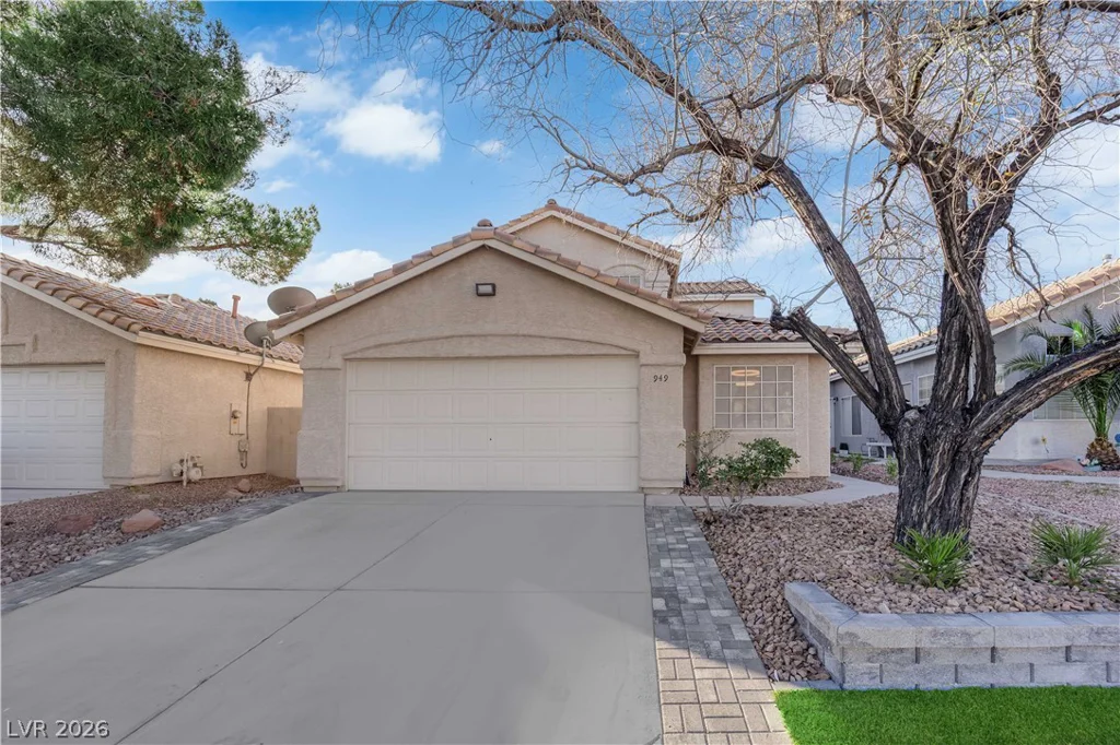 949 Single Tree, Las Vegas, NV 89123