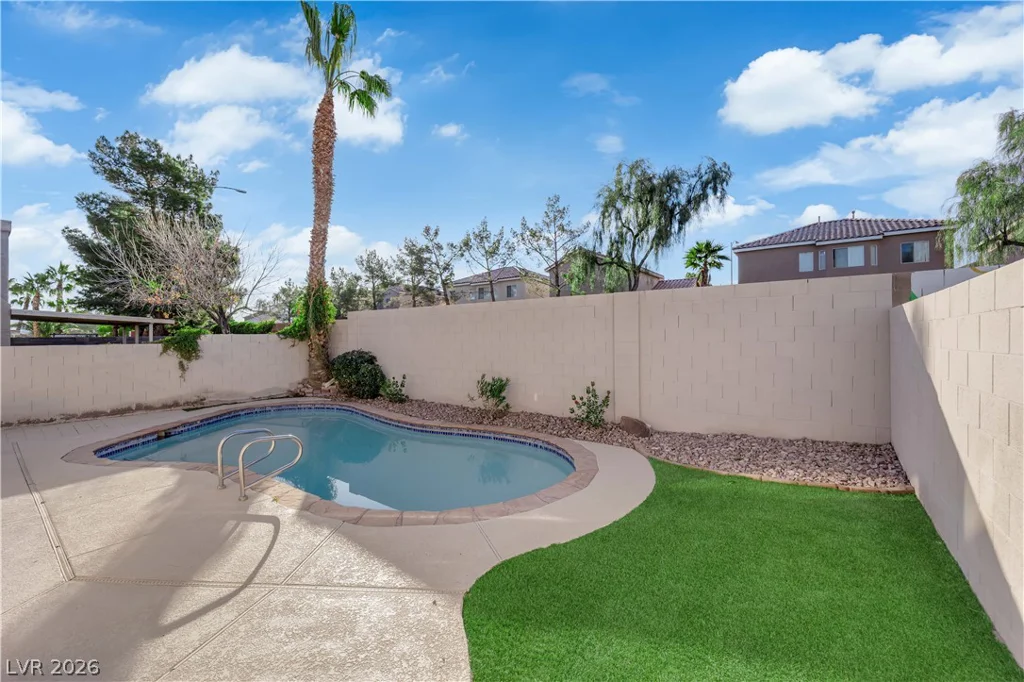 949 Single Tree, Las Vegas, NV 89123