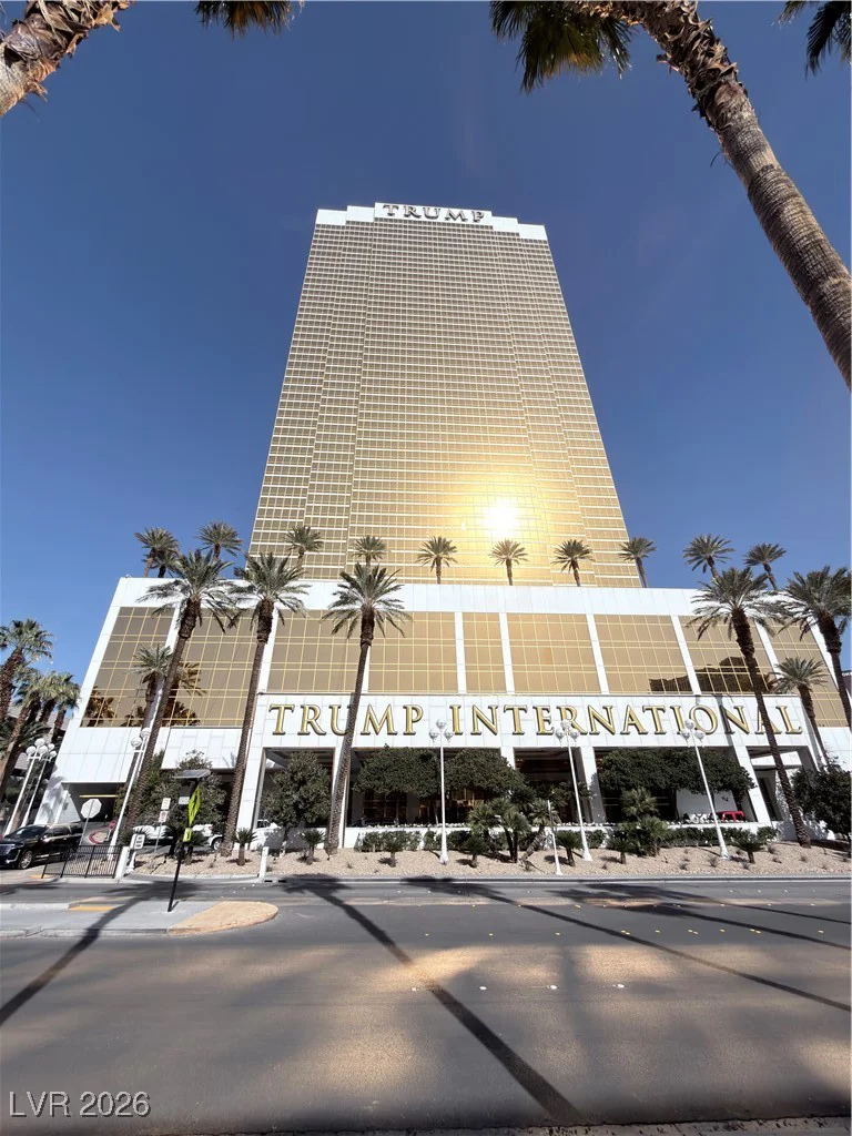 2000 Fashion Show, Las Vegas, NV 89109