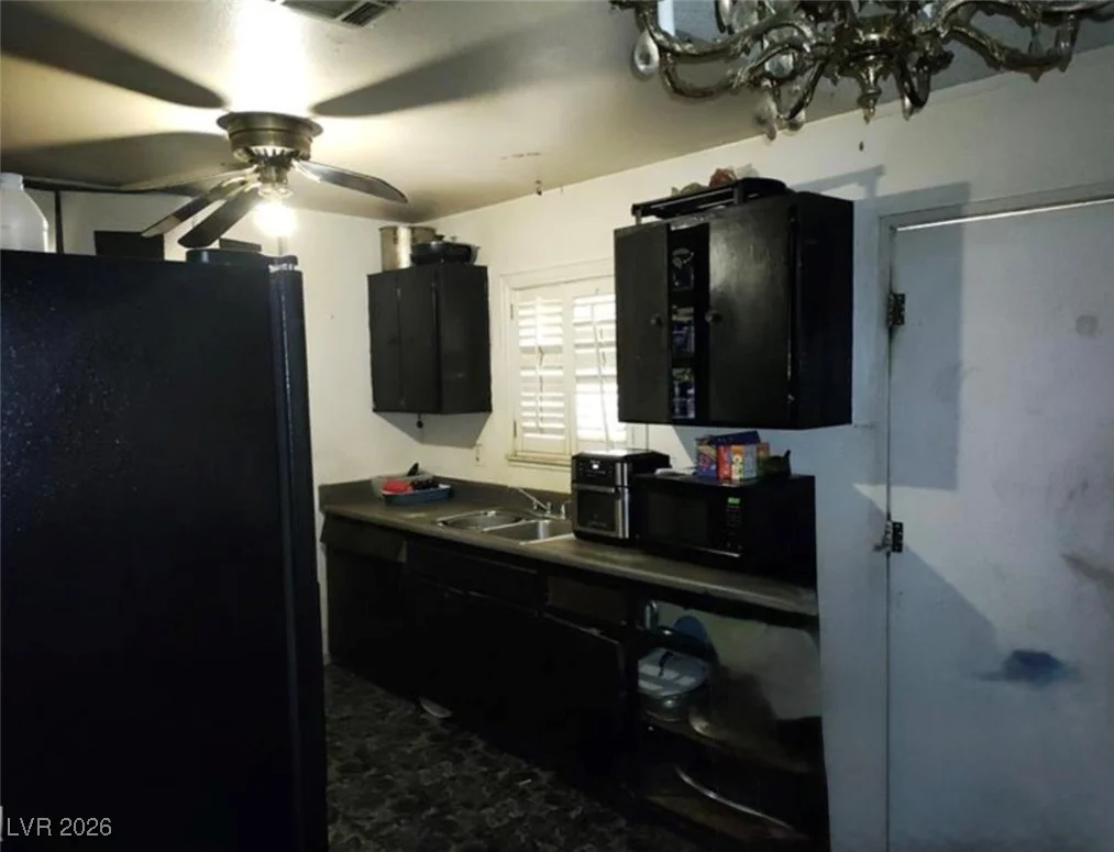 421 Miller, North Las Vegas, NV 89030