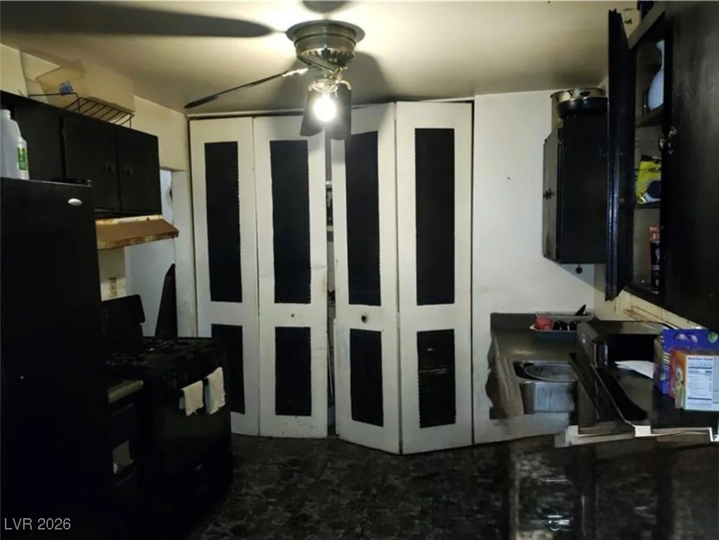421 Miller, North Las Vegas, NV 89030