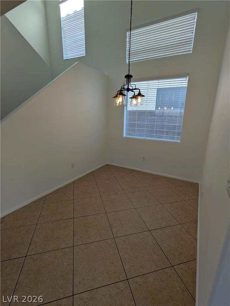 1009 Miradero, Las Vegas, NV 89134