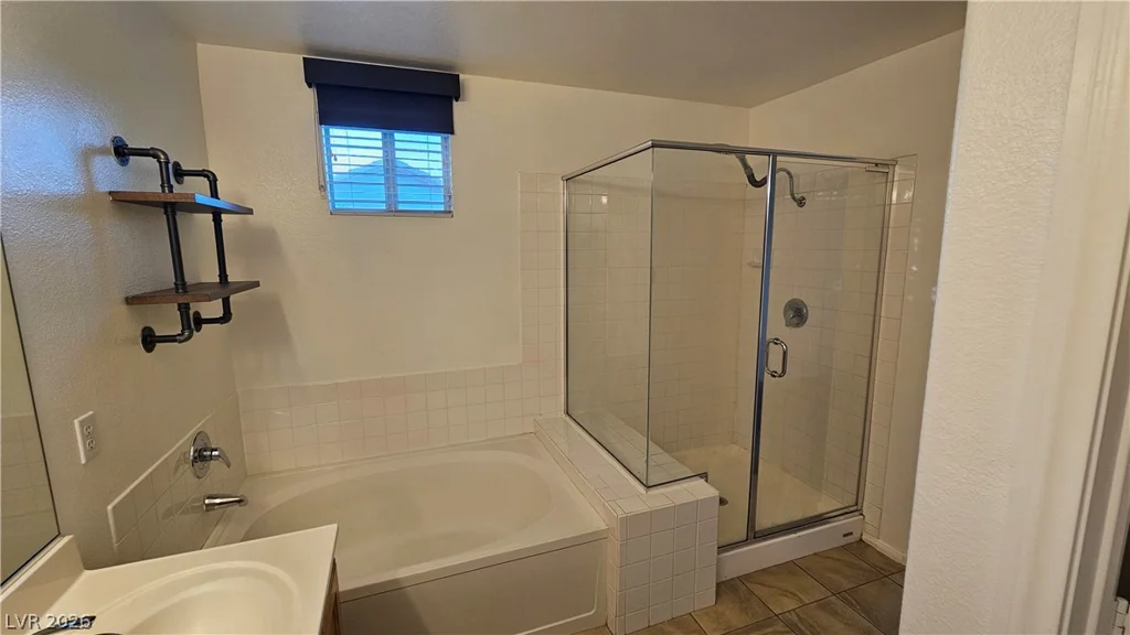 1009 Miradero, Las Vegas, NV 89134