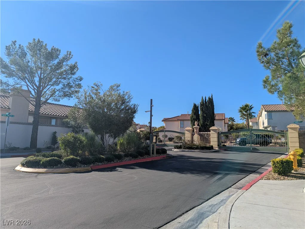 1009 Miradero, Las Vegas, NV 89134