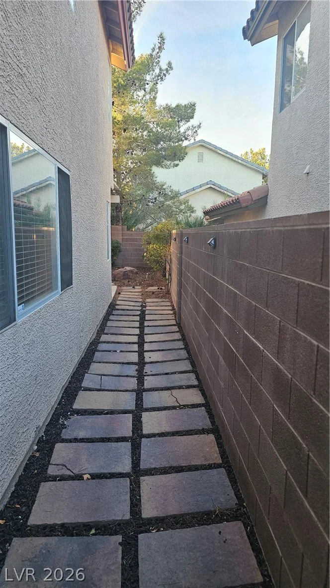 1009 Miradero, Las Vegas, NV 89134