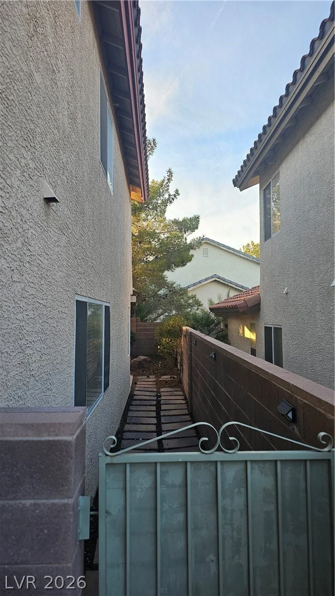 1009 Miradero, Las Vegas, NV 89134