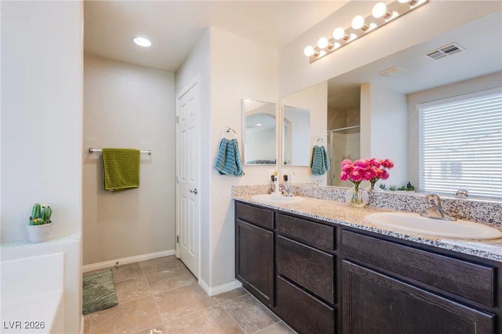 6643 Breakwater Reef, Las Vegas, NV 89149