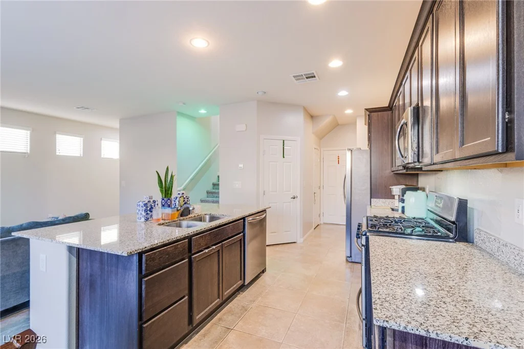 6643 Breakwater Reef, Las Vegas, NV 89149