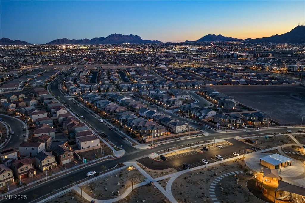 378 Silva, Henderson, NV 89011