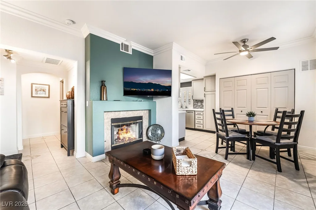 1686 Normandy, Henderson, NV 89014