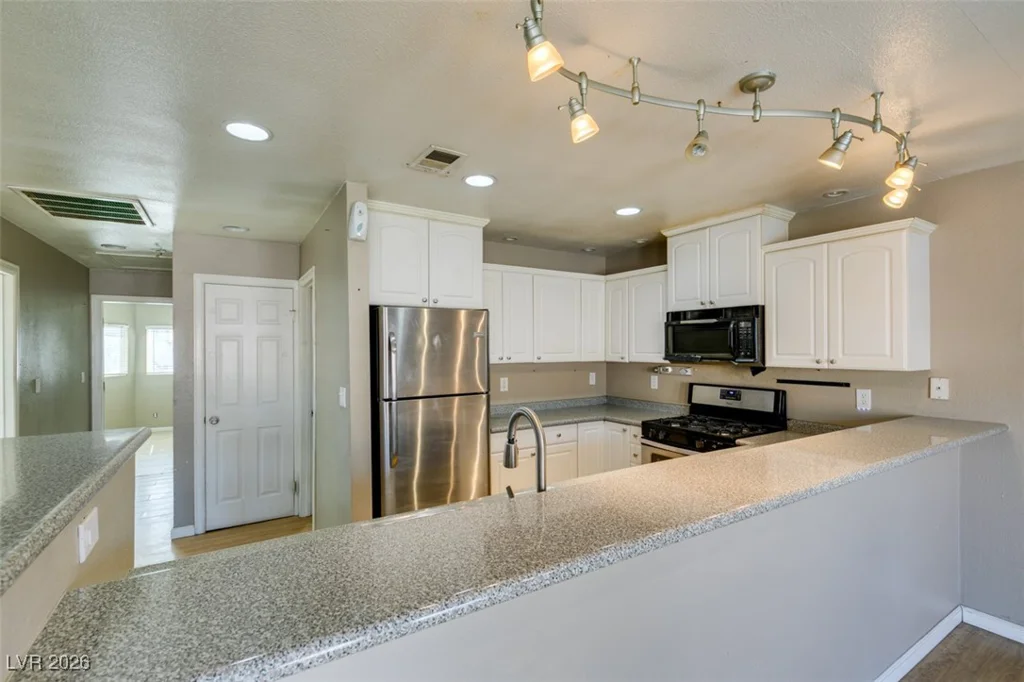 5650 Sea Breeze, Las Vegas, NV 89110