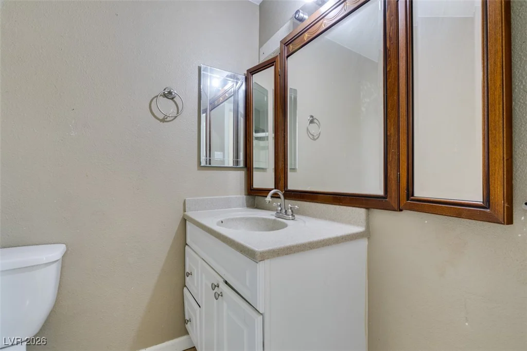 5650 Sea Breeze, Las Vegas, NV 89110