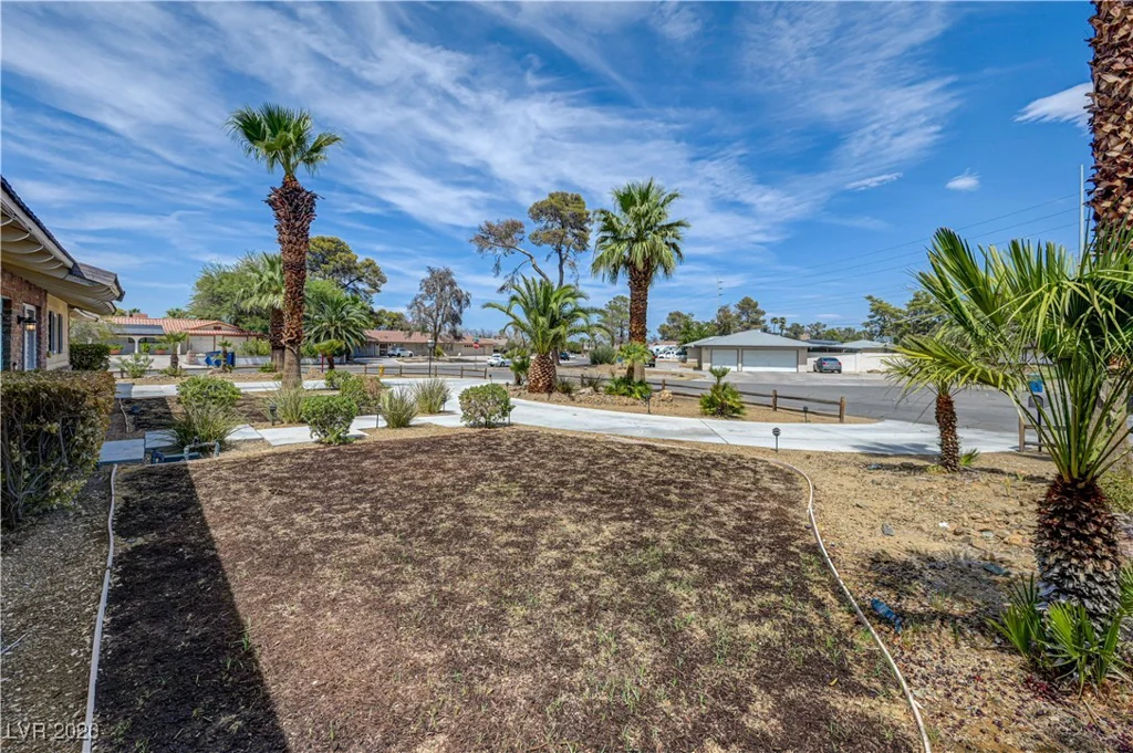 4669 Saddle, Las Vegas, NV 89119