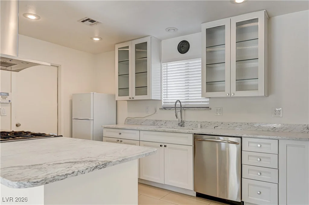 4669 Saddle, Las Vegas, NV 89119