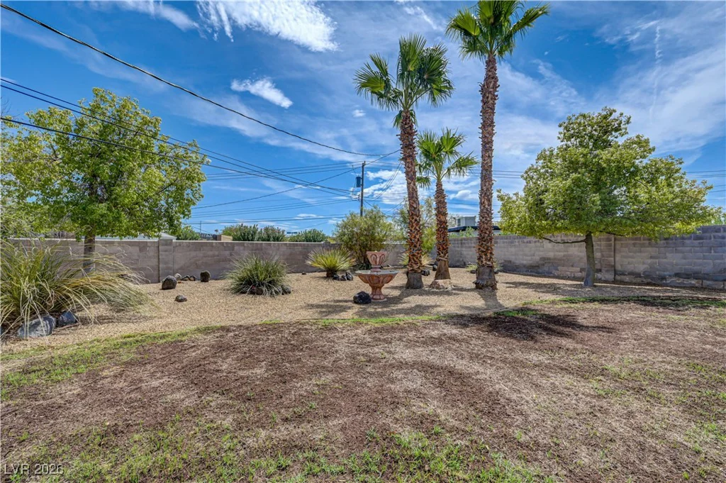 4669 Saddle, Las Vegas, NV 89119