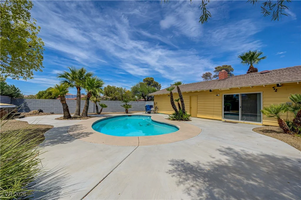 4669 Saddle, Las Vegas, NV 89119