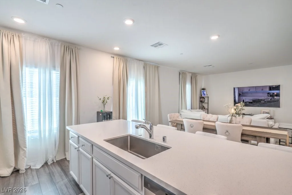 7318 Decatur, Las Vegas, NV 89131