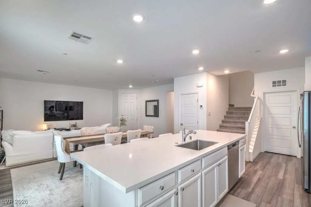 7318 Decatur, Las Vegas, NV 89131
