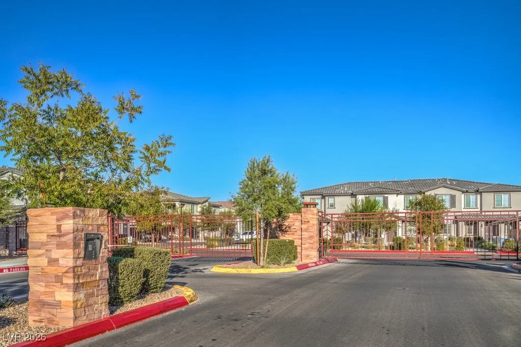 7318 Decatur, Las Vegas, NV 89131
