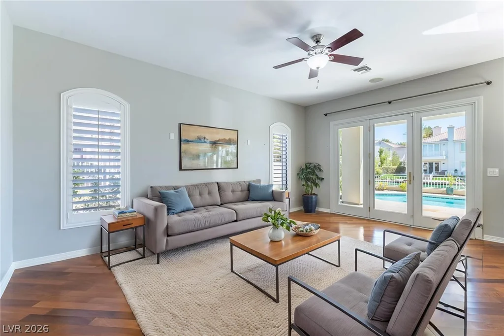 3137 Beach View, Las Vegas, NV 89117