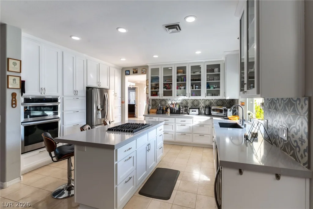 3137 Beach View, Las Vegas, NV 89117