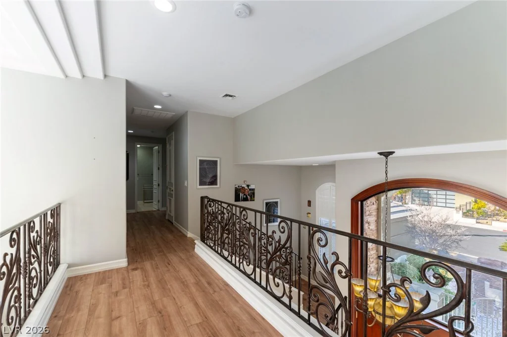 3137 Beach View, Las Vegas, NV 89117