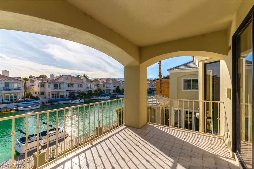 3137 Beach View, Las Vegas, NV 89117
