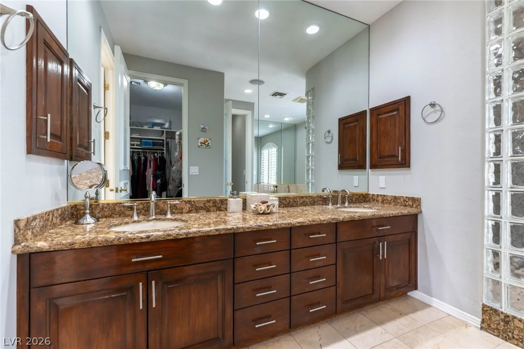 3137 Beach View, Las Vegas, NV 89117