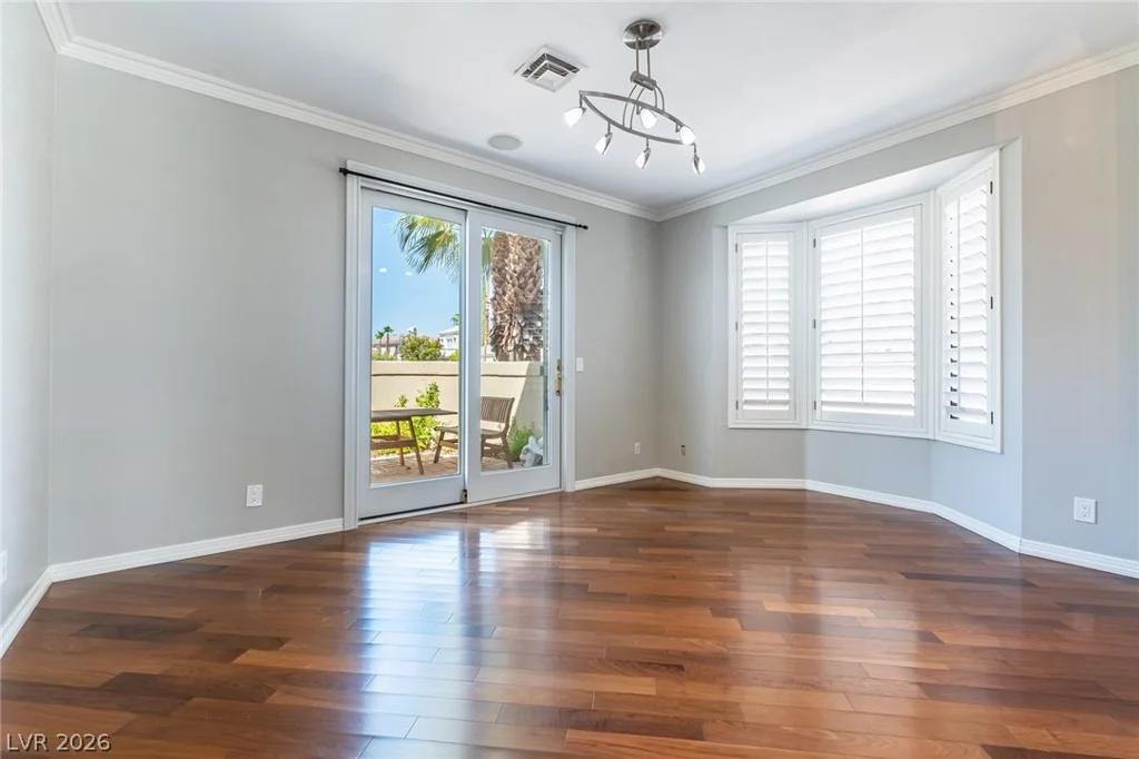 3137 Beach View, Las Vegas, NV 89117