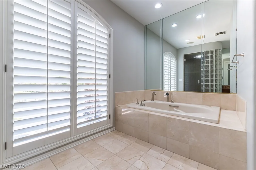 3137 Beach View, Las Vegas, NV 89117