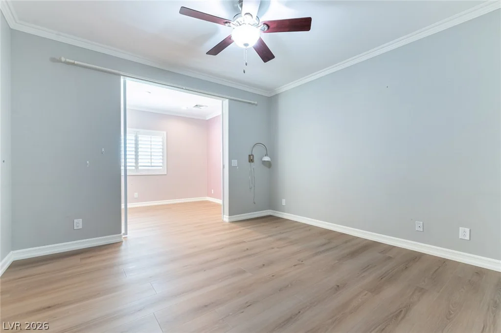 3137 Beach View, Las Vegas, NV 89117