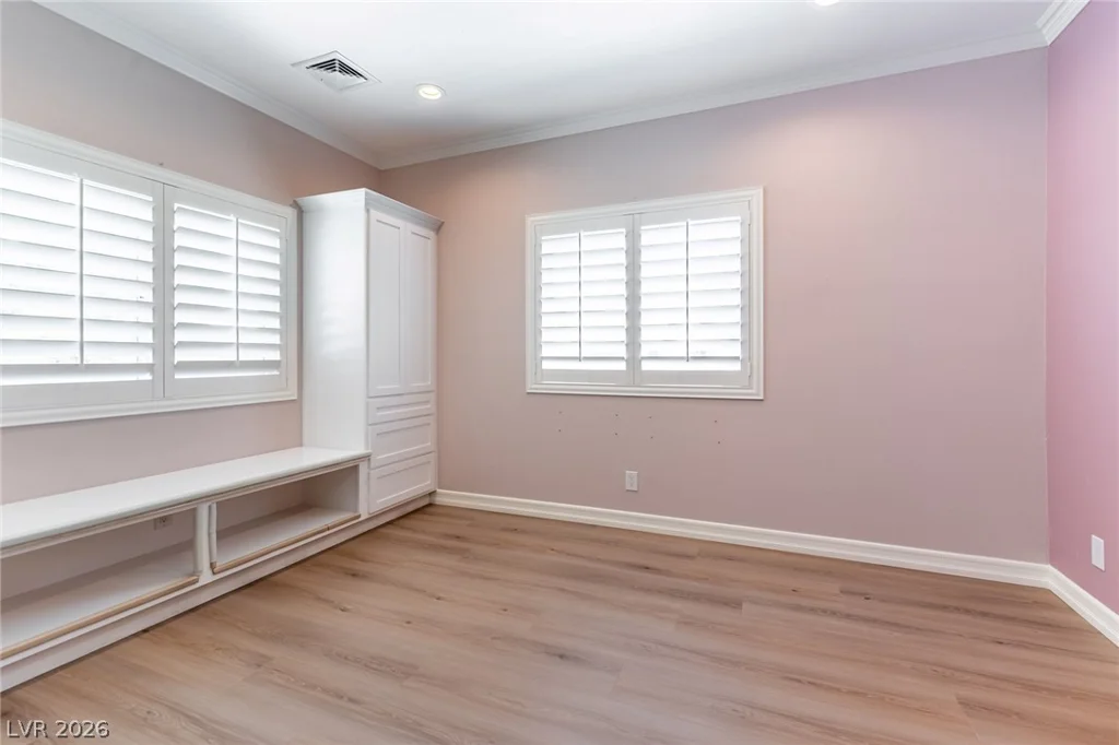 3137 Beach View, Las Vegas, NV 89117