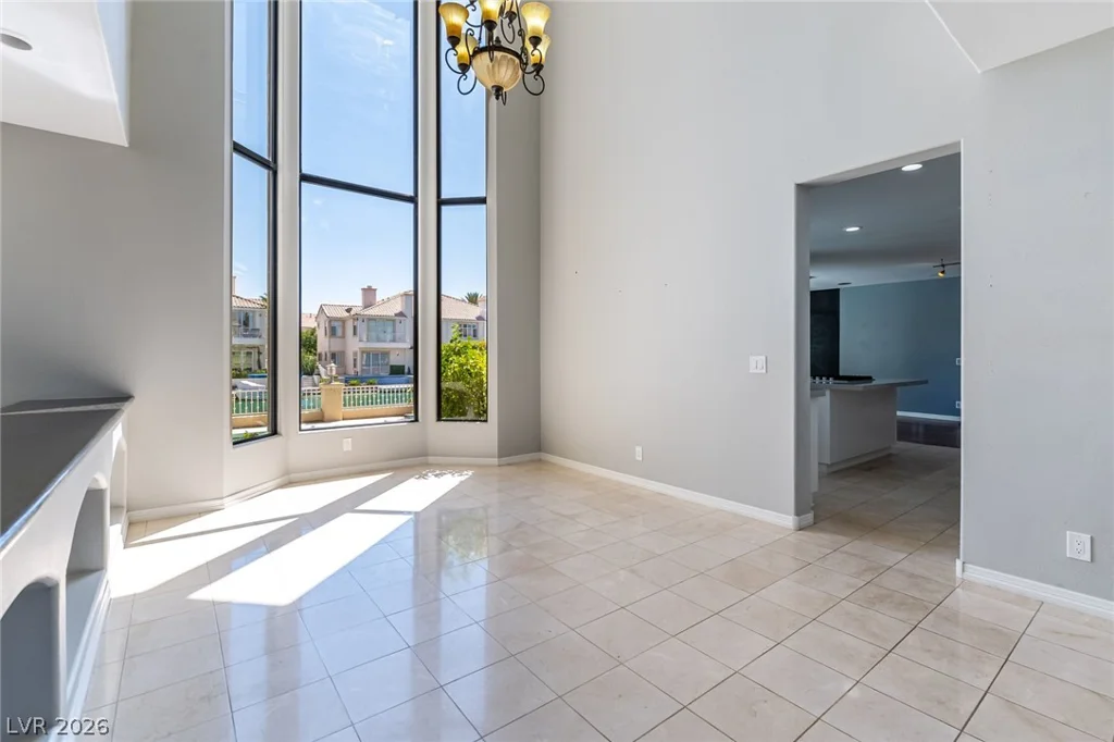 3137 Beach View, Las Vegas, NV 89117