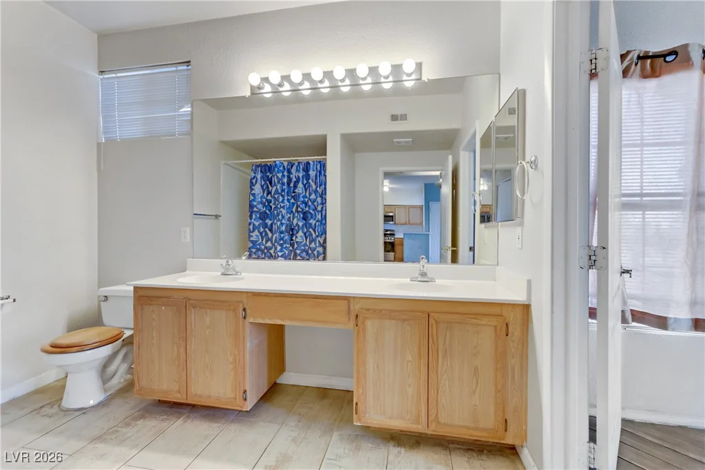 7701 Himalayas, Las Vegas, NV 89128