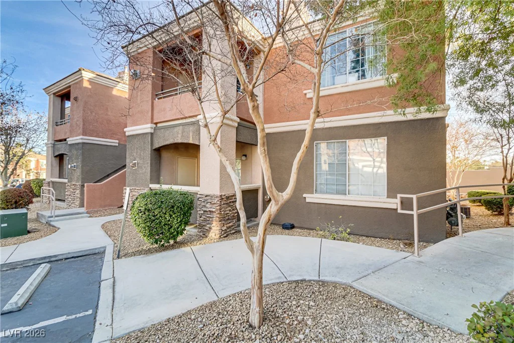 7701 Himalayas, Las Vegas, NV 89128