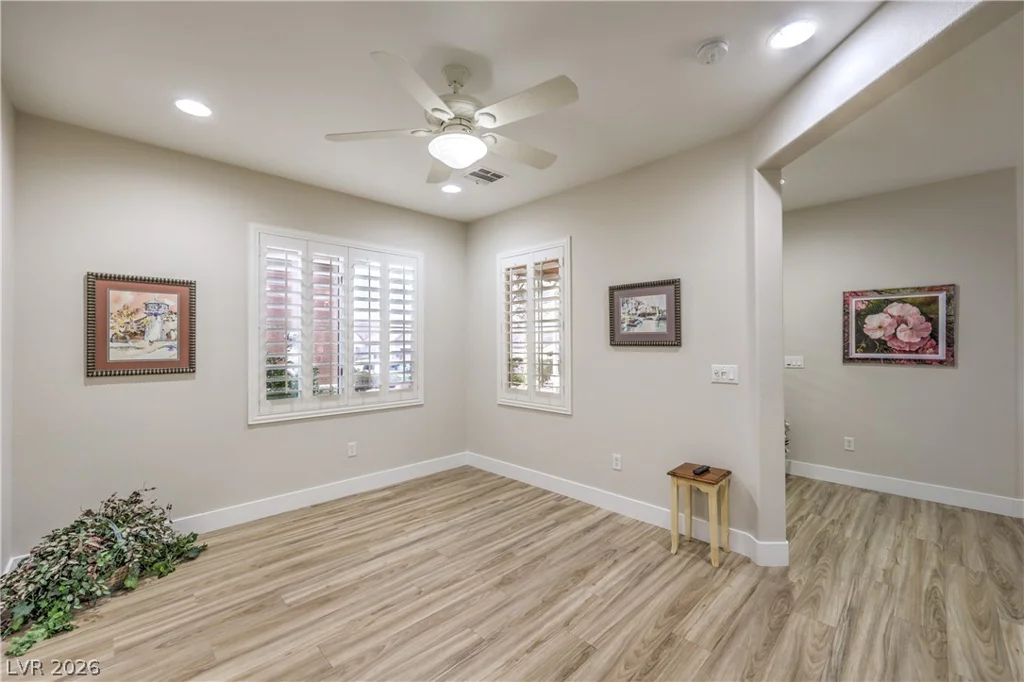 2072 Crown View, Henderson, NV 89052