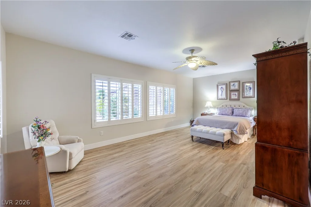 2072 Crown View, Henderson, NV 89052