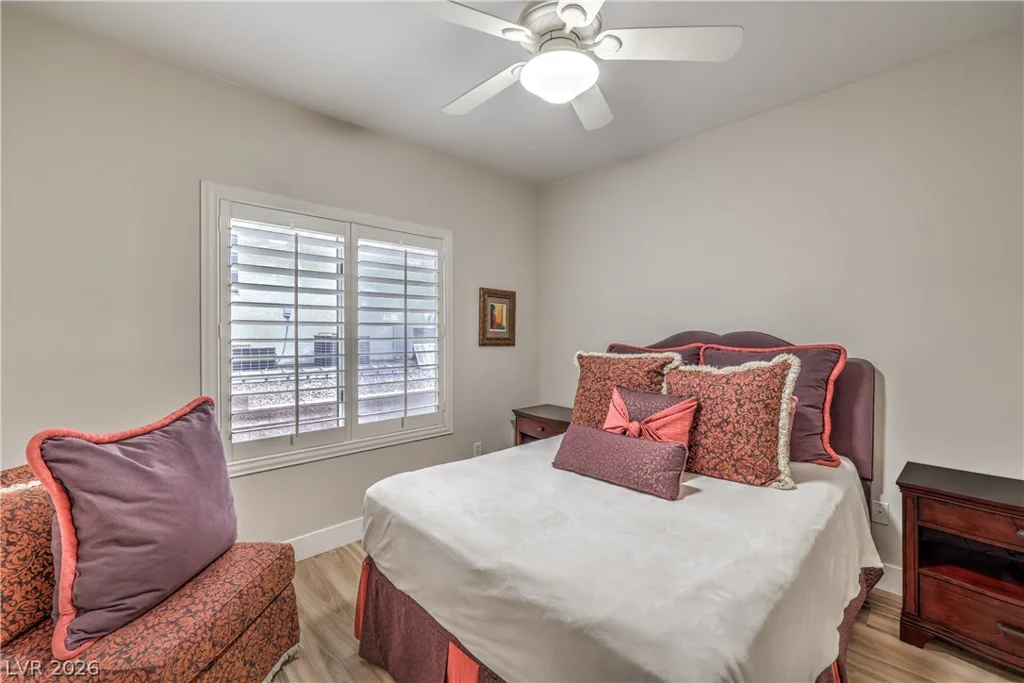 2072 Crown View, Henderson, NV 89052