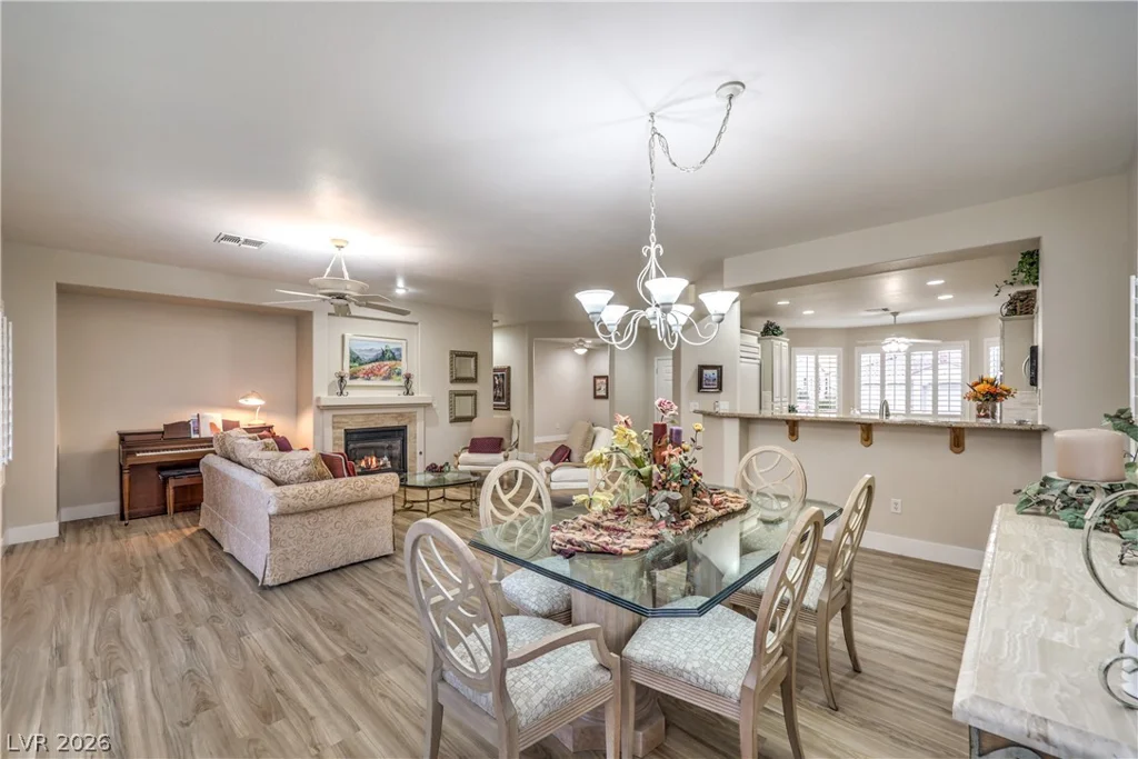 2072 Crown View, Henderson, NV 89052