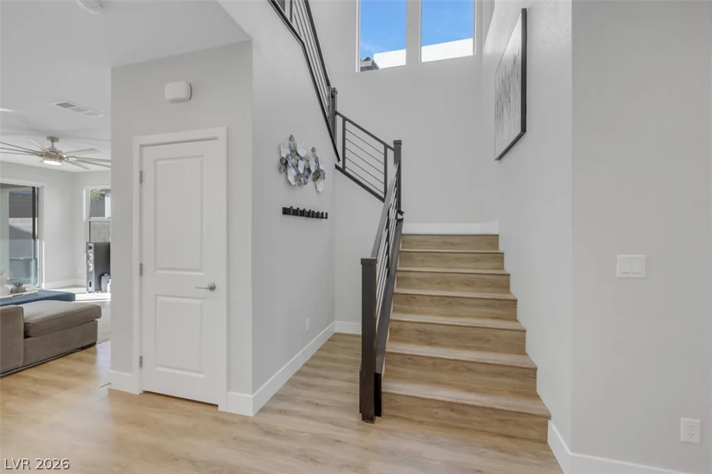 6833 Fallen Rock, North Las Vegas, NV 89084