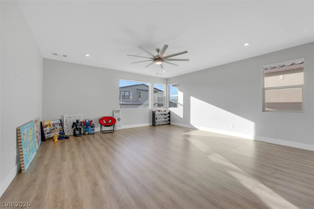 6833 Fallen Rock, North Las Vegas, NV 89084