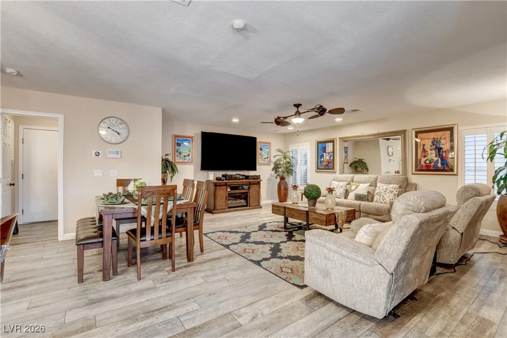 8224 Deer Springs, Las Vegas, NV 89149