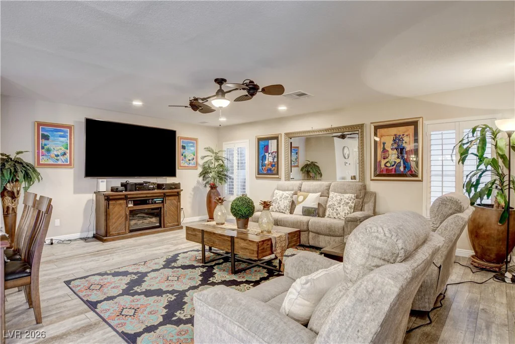 8224 Deer Springs, Las Vegas, NV 89149