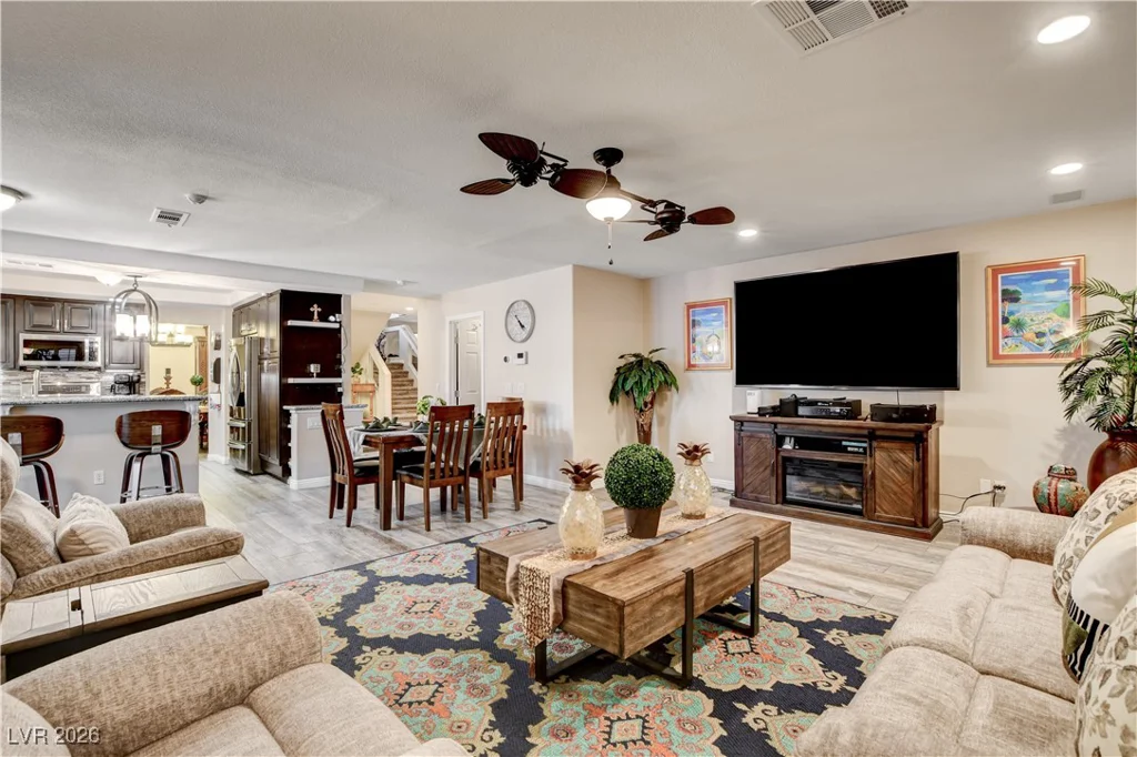 8224 Deer Springs, Las Vegas, NV 89149