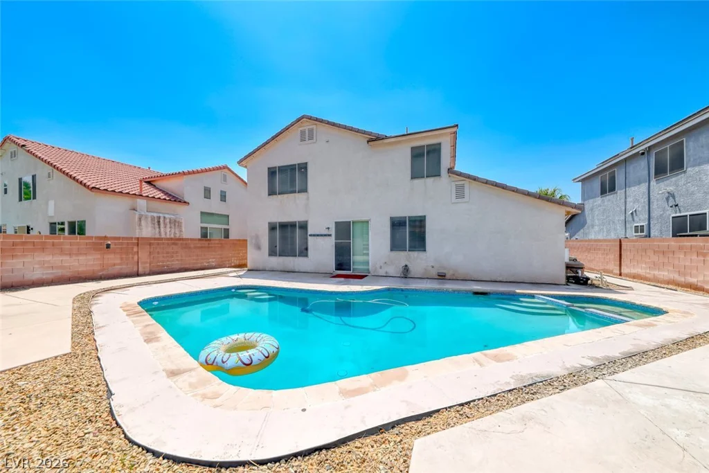 208 Glendon, Henderson, NV 89074