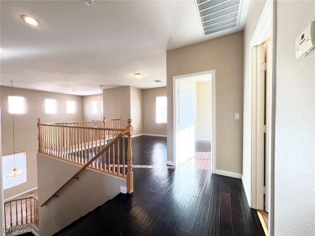 357 Lakewood Garden, Las Vegas, NV 89148