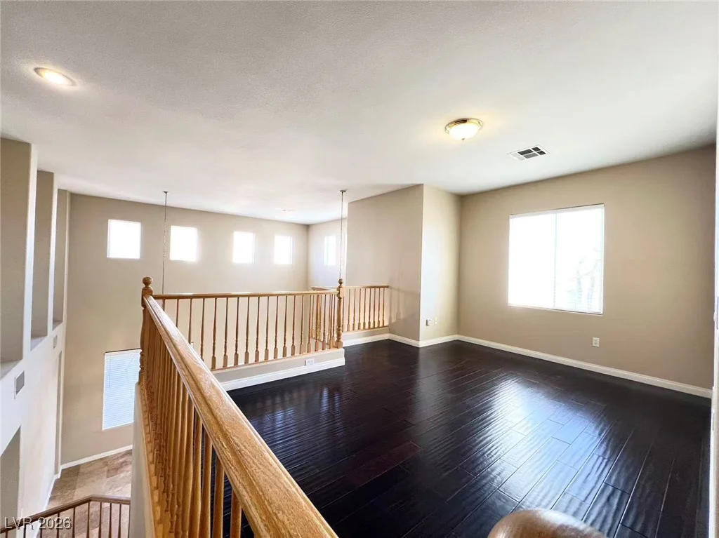357 Lakewood Garden, Las Vegas, NV 89148