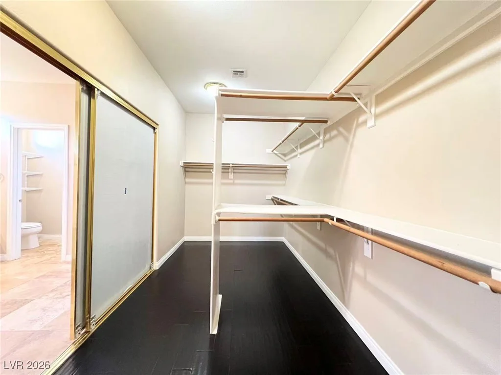 357 Lakewood Garden, Las Vegas, NV 89148