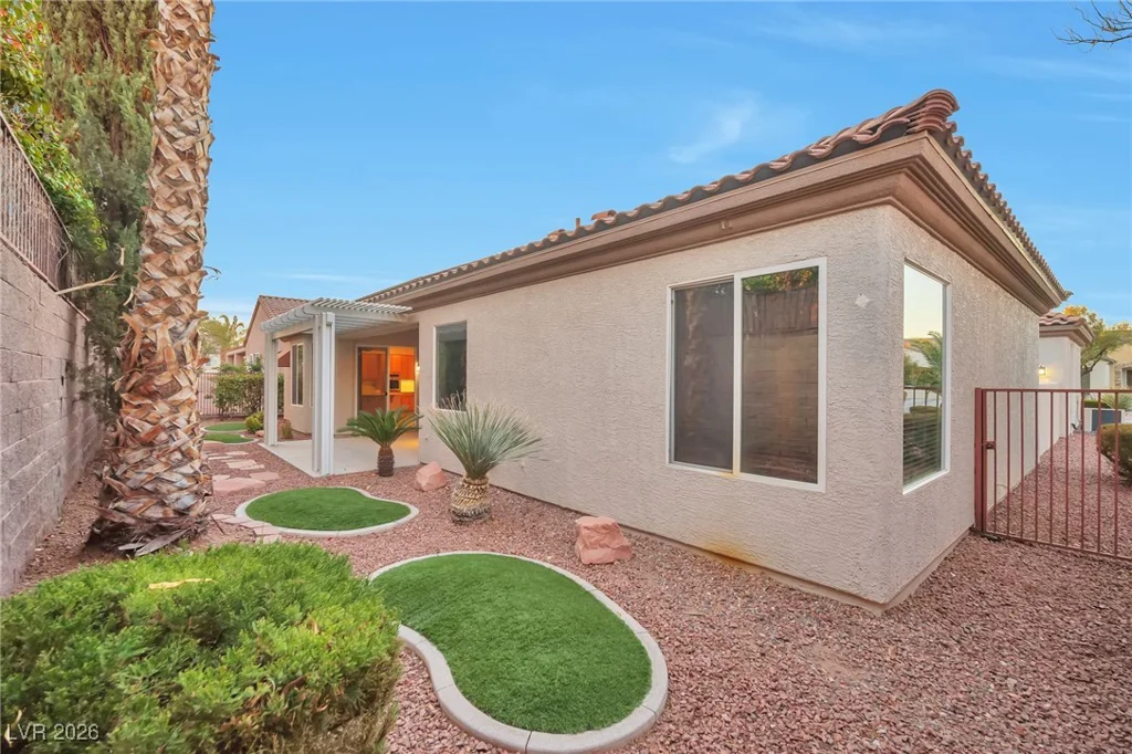 2585 Portsmouth Creek, Henderson, NV 89052